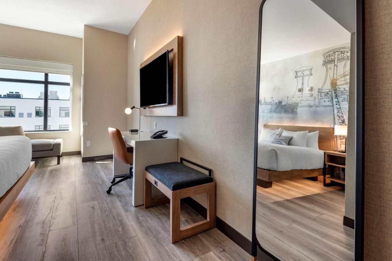 Cambria Downtown Old Port 3*