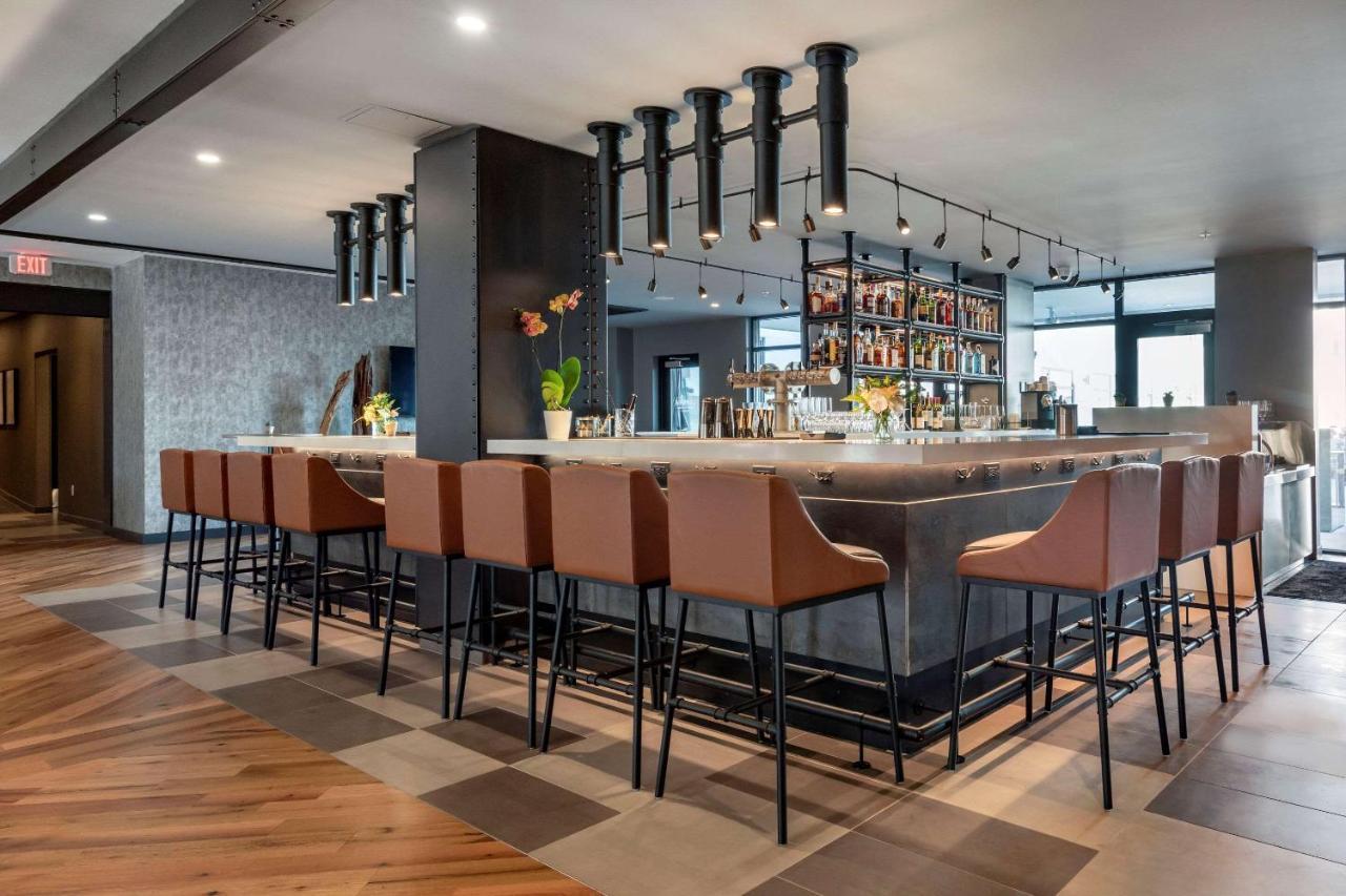 Cambria Downtown Old Port Hotel 3*